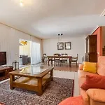 Casadeoso El Duque * Адехе