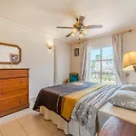 Casadeoso El Duque * Адехе